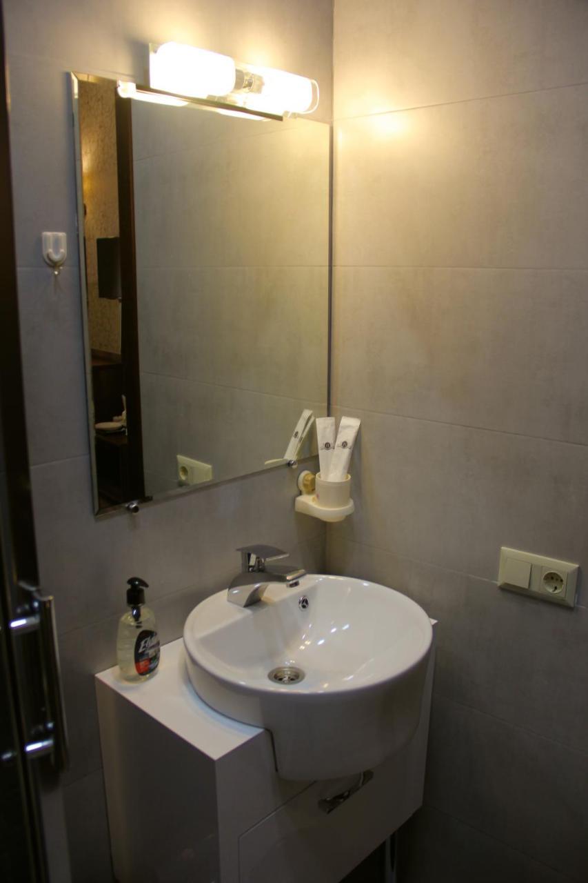 Moon Light Hotel Tbilisi Exterior foto